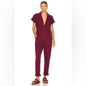 PISTOLA REVOLVE Grover Field Suit in Merlot Size Medium VGUC
